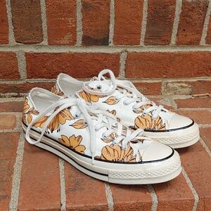 Converse Floral Canvas Sneakers - White and Orange Size 10.5 (1262)